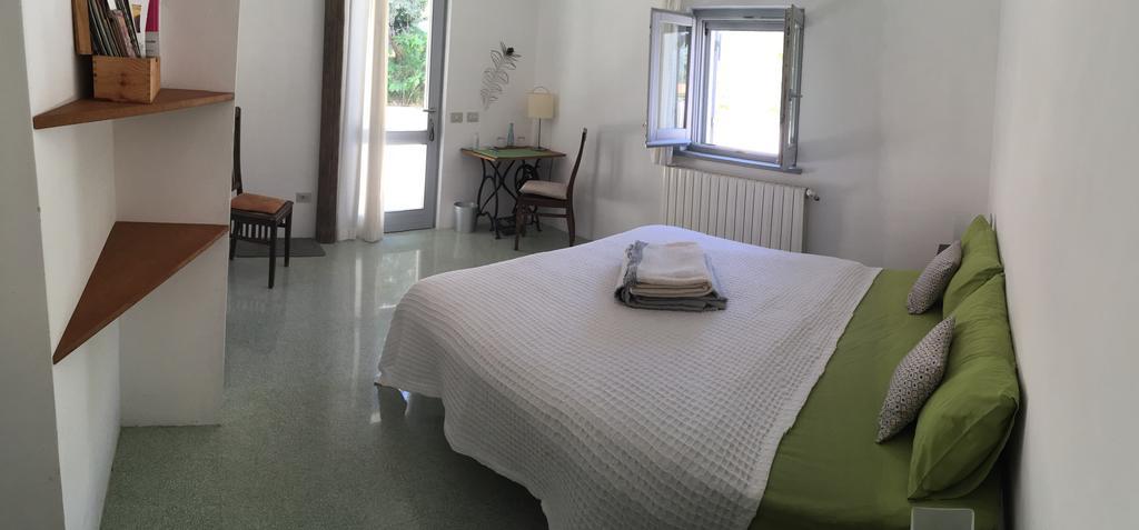 B&B Il Grotto Bevagna Δωμάτιο φωτογραφία